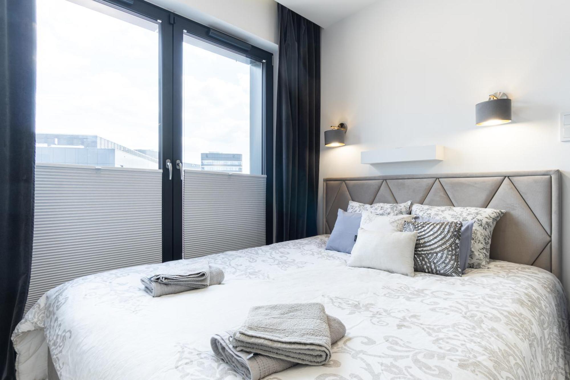 Lovely Flat Fabryczna Street Ac Free Parking Апартаменти Краків
